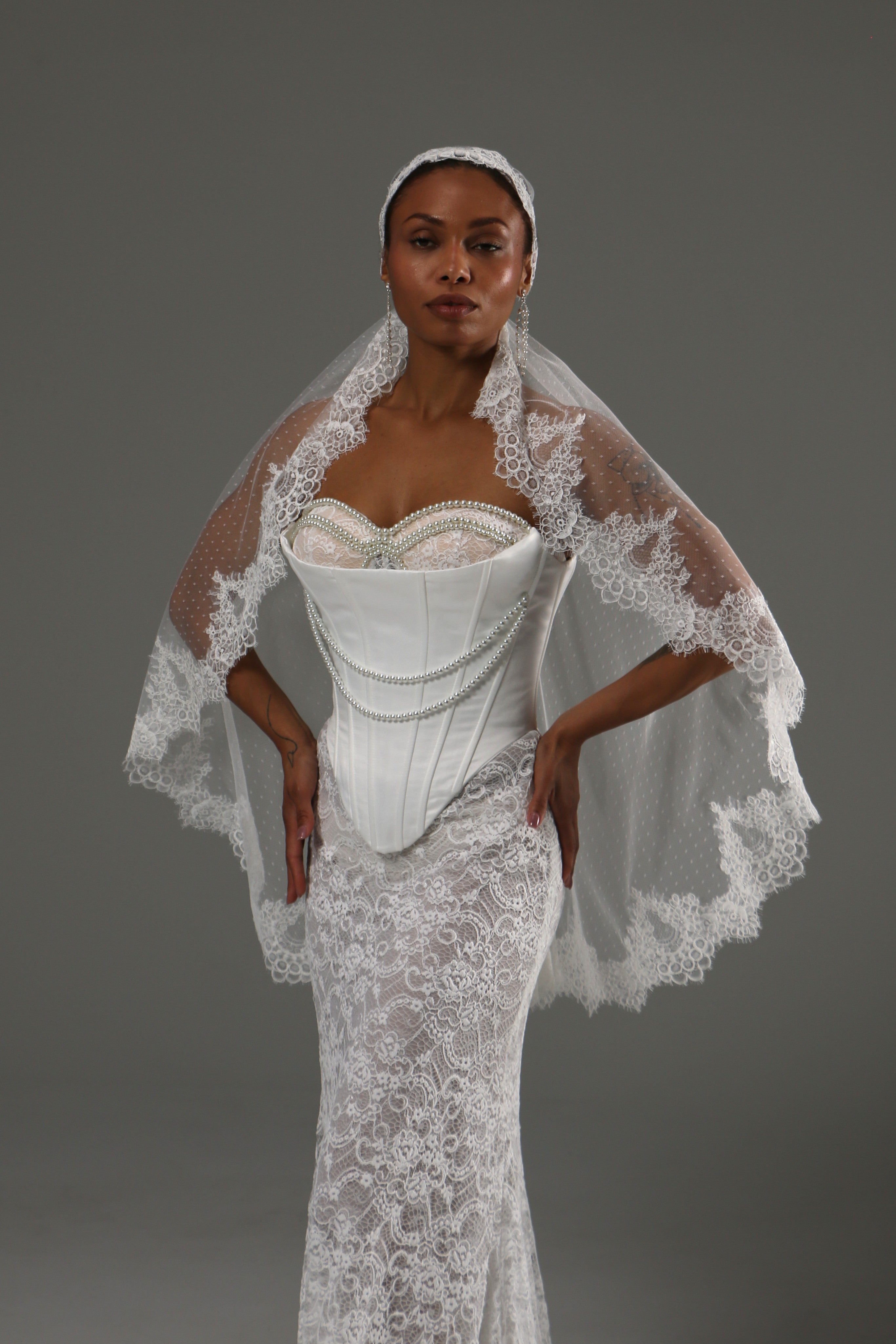 Luxury dotted tulle wedding veil with Juliet cap silhouette