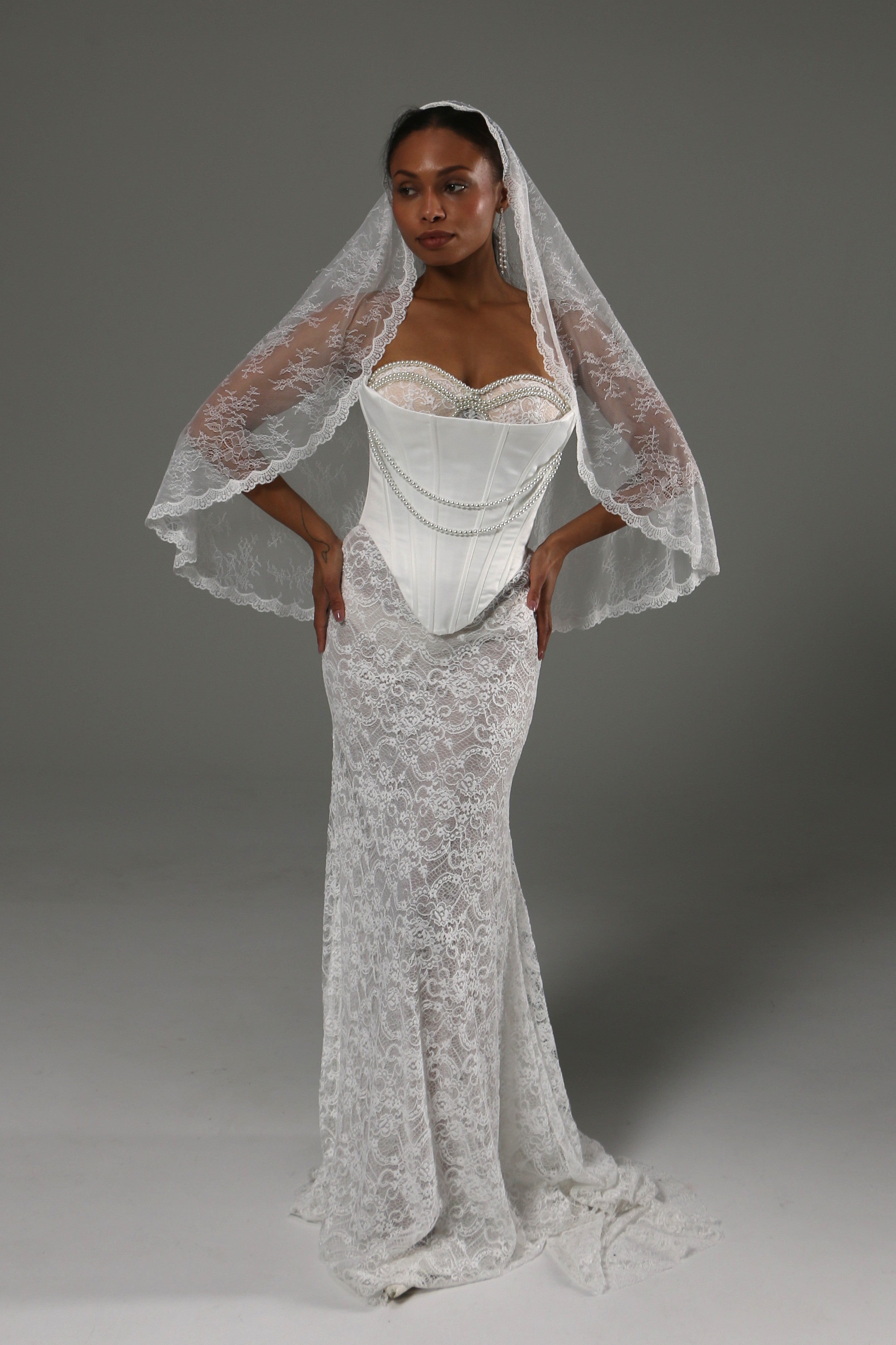 Romantic mantilla bridal veil with floral lace edge