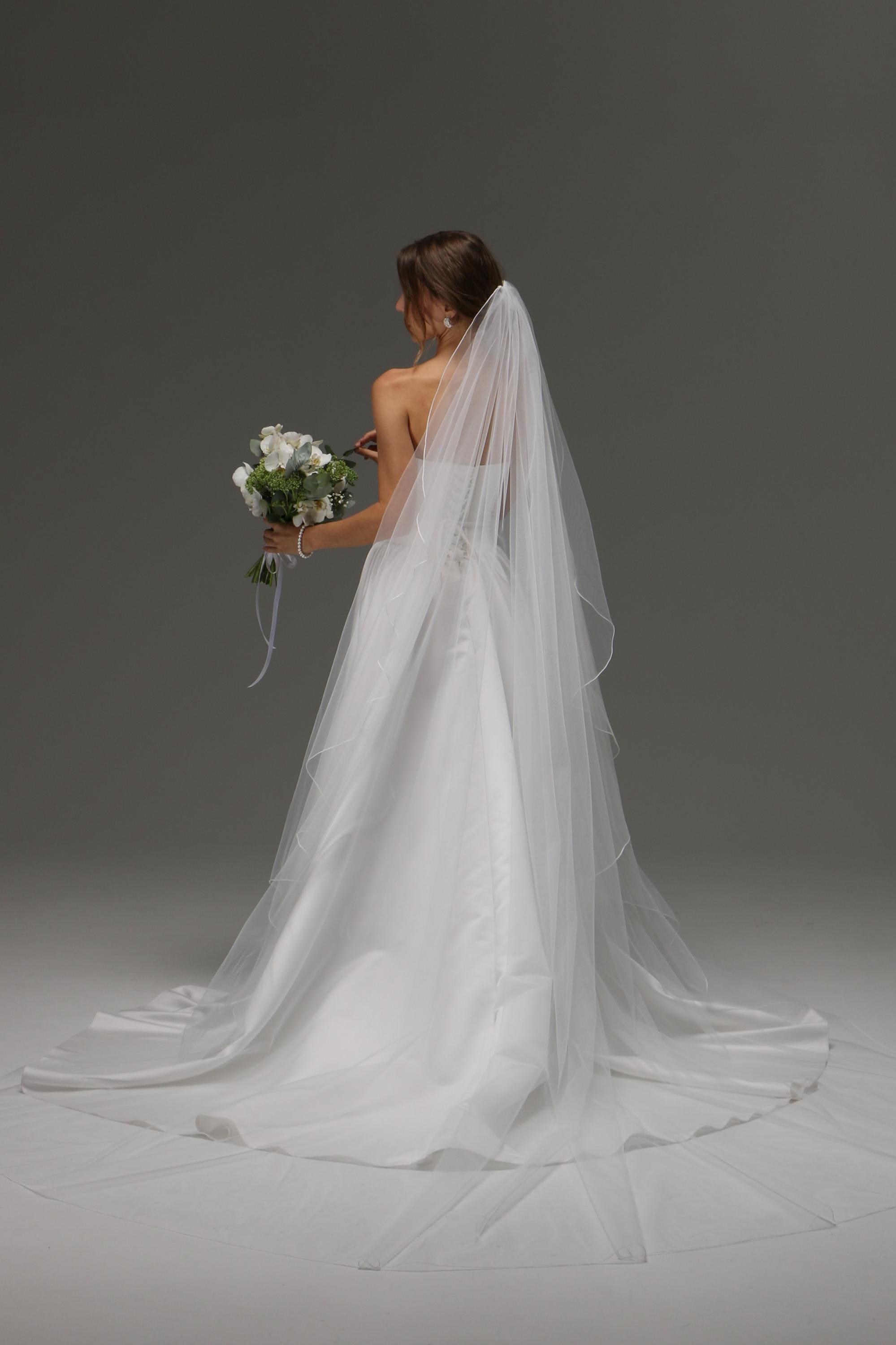 Simple Wedding Veil Long 108 Inch, Minimalist Bridal Veil Soft Tulle, Single Tier Pencil Edge Veil, Modern Bride Veil