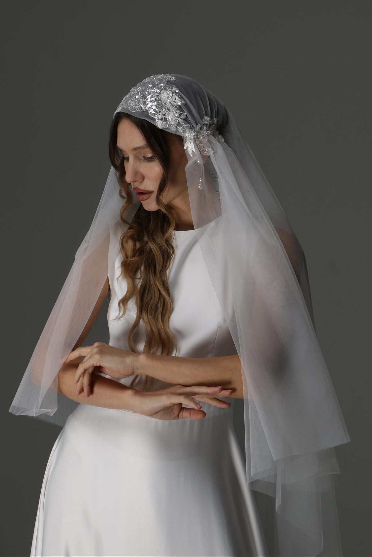 Juliet Cap Wedding Veil Two Tier Blusher Lace Applique Veil Waltz Length 59 Inch Bridal Veil Cut Edge Vintage Headpiece