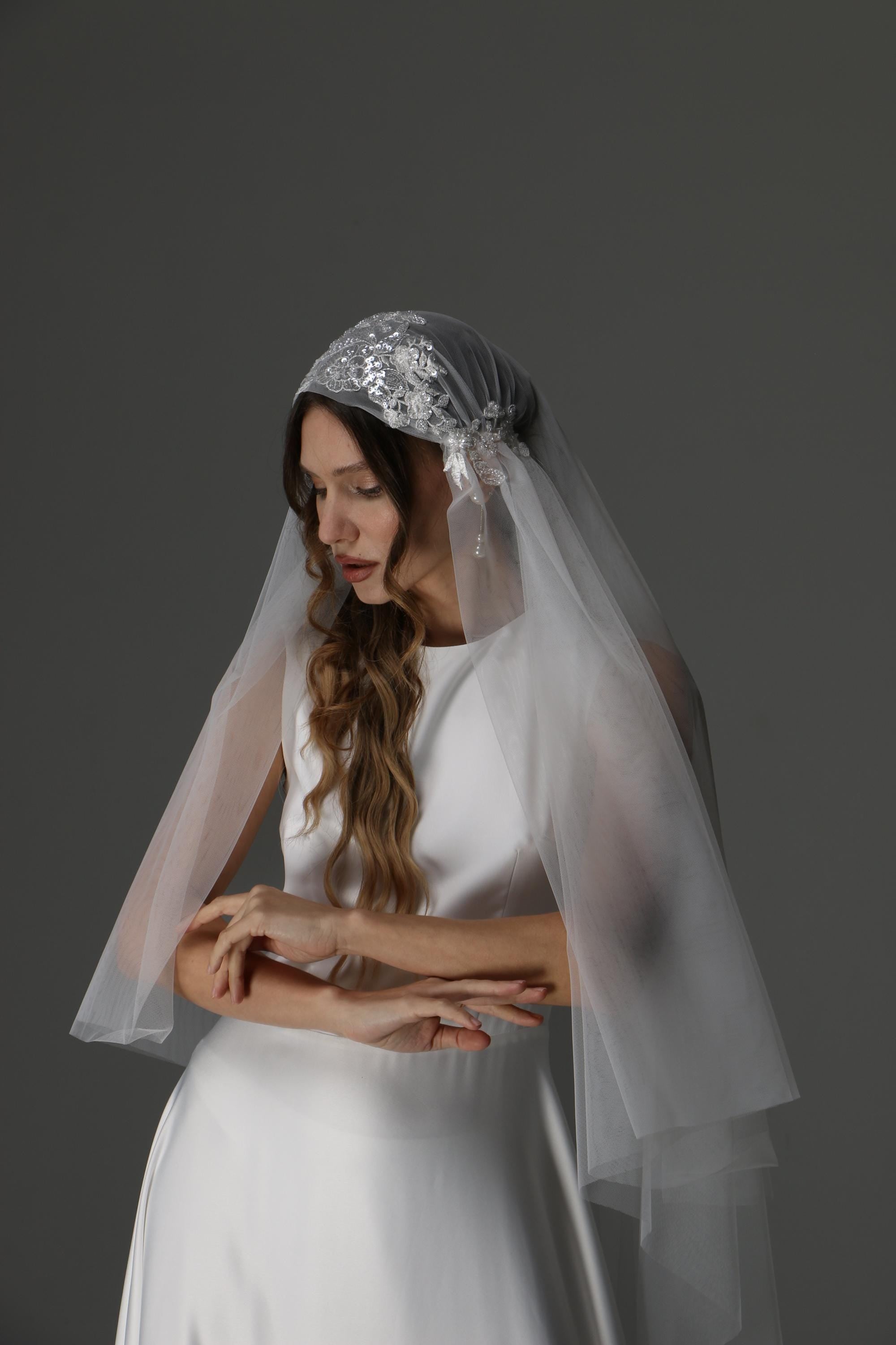 Juliet Cap Wedding Veil Two Tier Blusher Lace Applique Veil Waltz Length 59 Inch Bridal Veil Cut Edge Vintage Headpiece