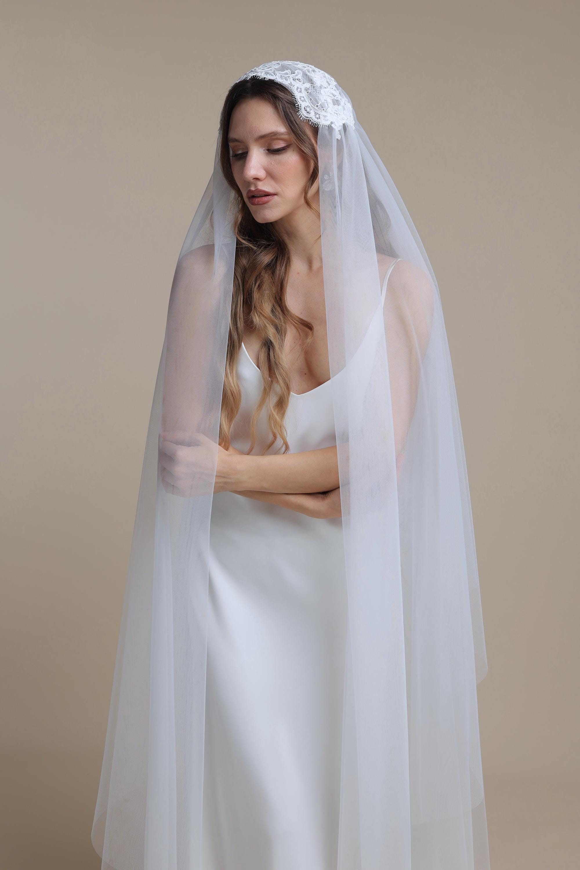 Vintage Lace Juliet Cap Veil – Elegant Long Bridal Veil