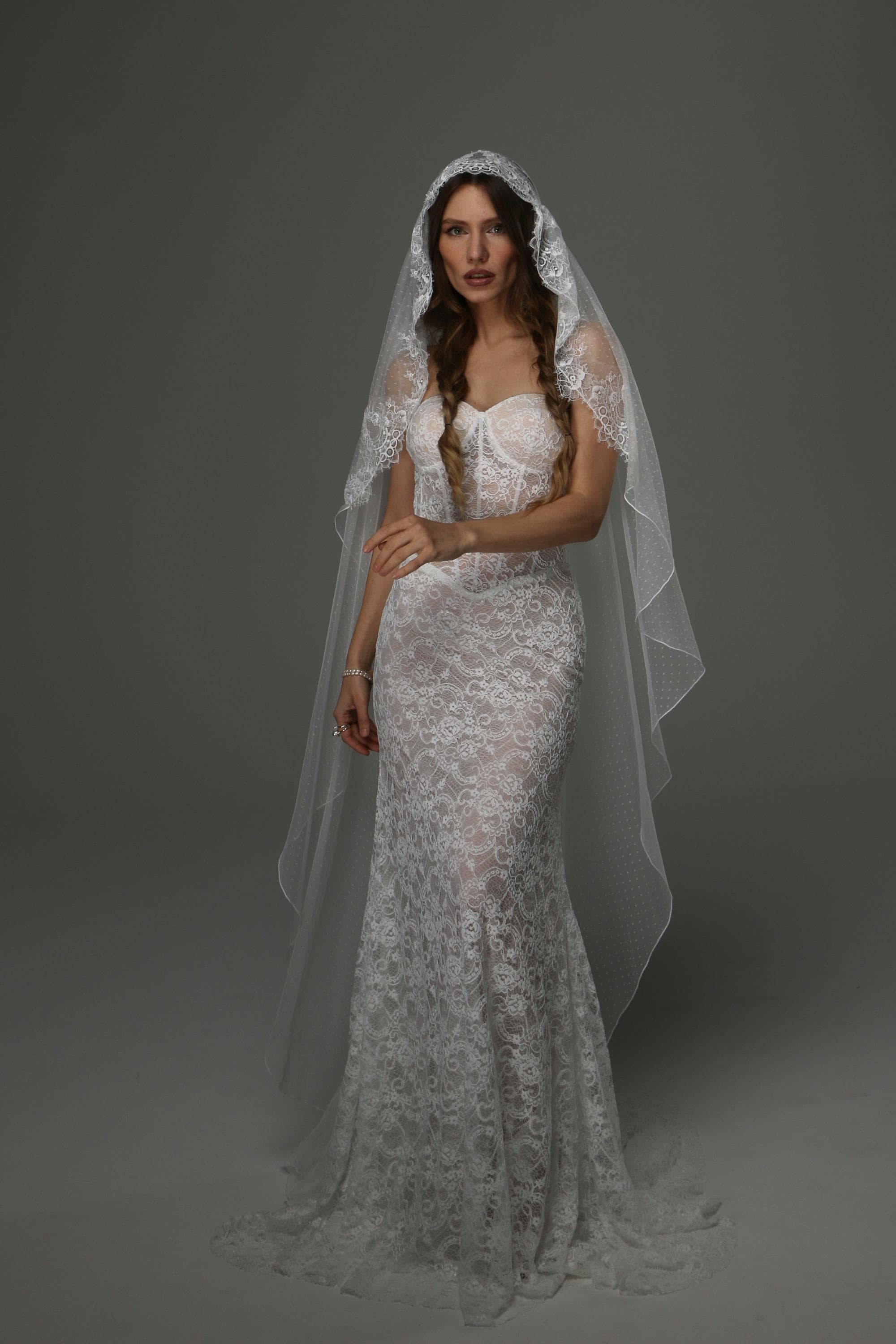 Boho Juliet Cap Veil 67 Inch, Dotted Tulle Lace Veil Pencil Edge, Two Tier Bridal Veil Romantic Wedding Veil
