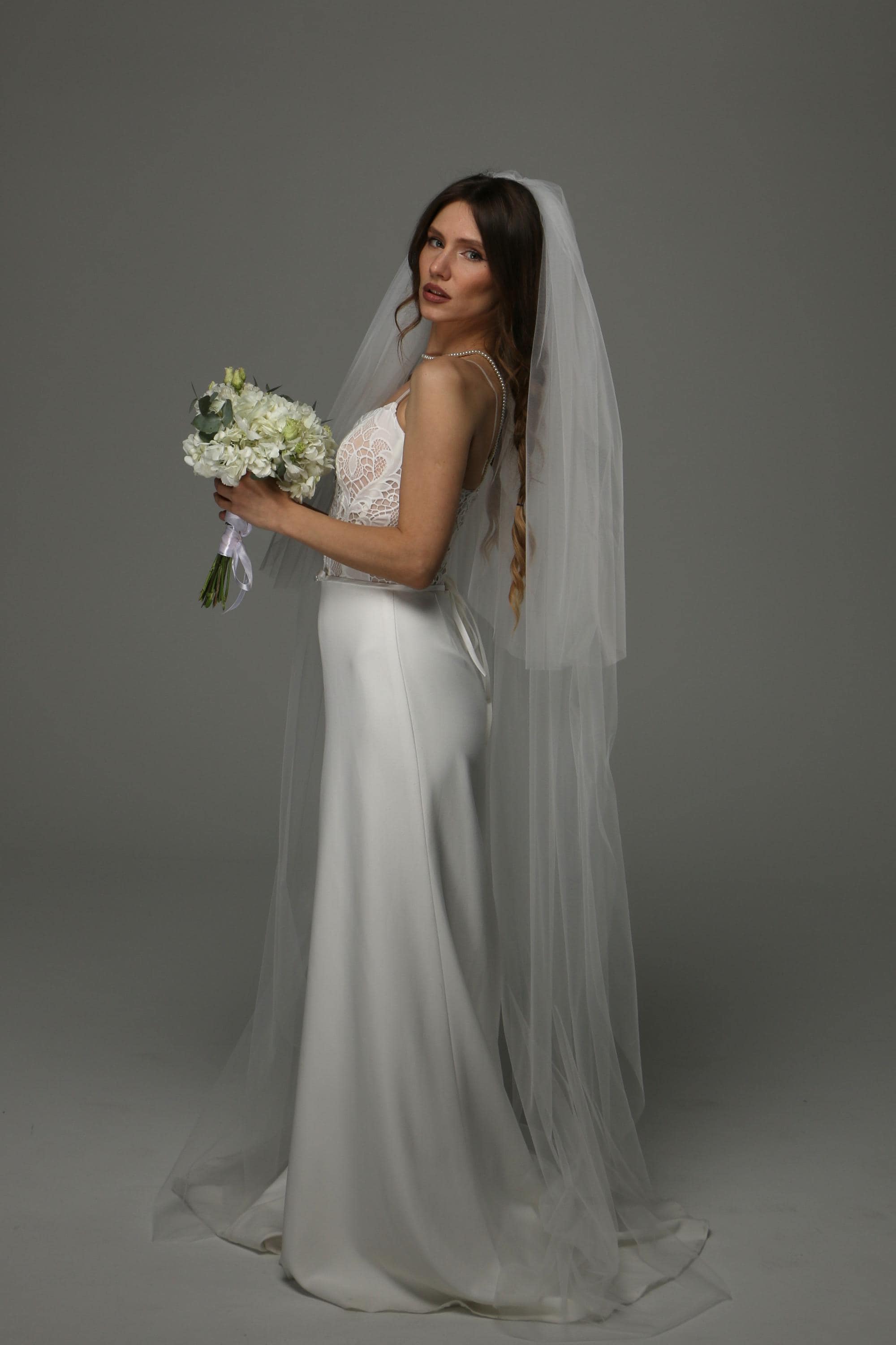 Two Tier Wedding Veil with Raw Edge, Full Soft Tulle Bridal Veil at Comb, Modern Classic Veil